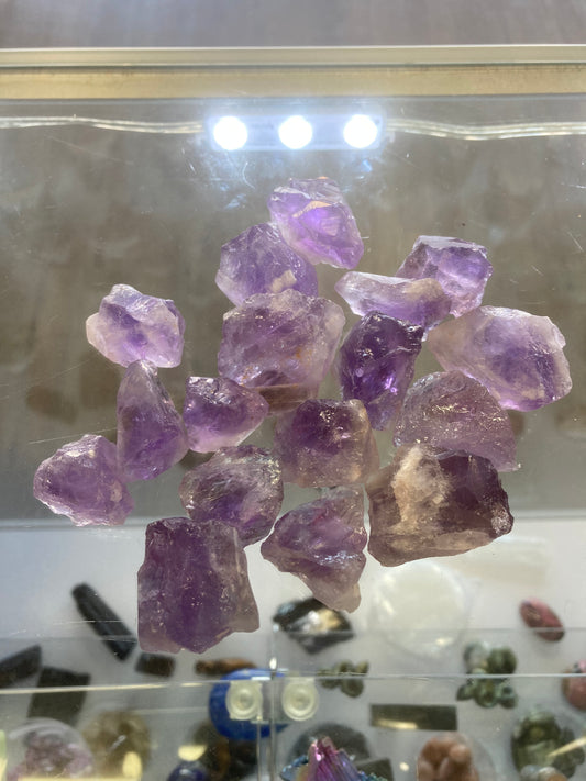 Amethyst Raw Stone (1)